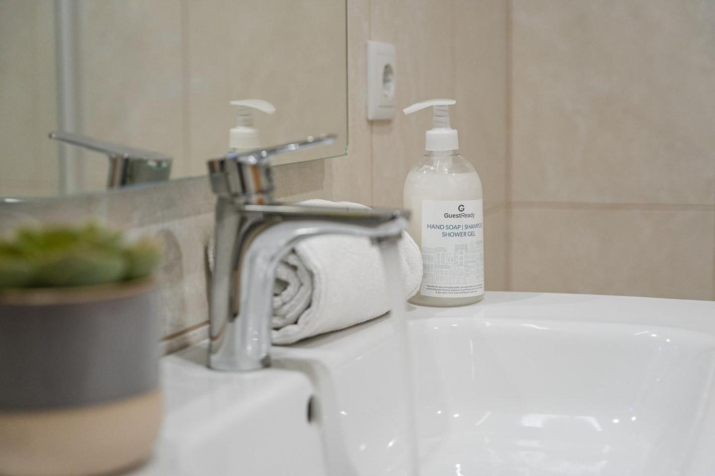 Guestready - Miragaia Stone Studios & Apartments 波尔图 外观 照片